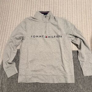 Tommy Hilfiger Gray Men's Quarter Zip